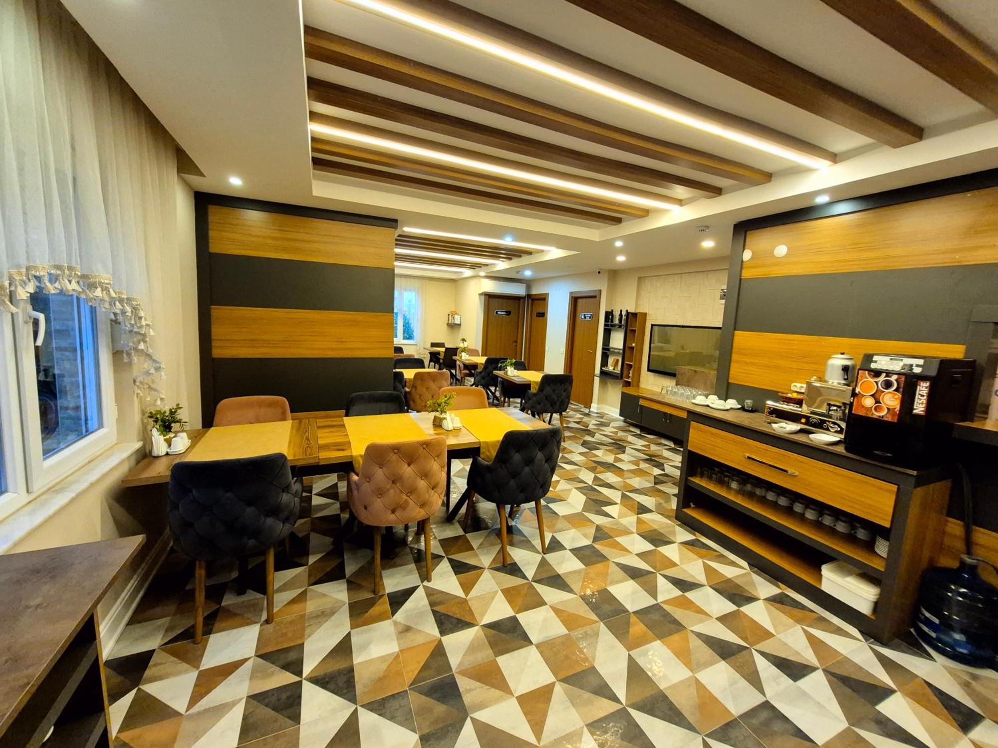 Toprak Apart Otel Antalia Esterno foto