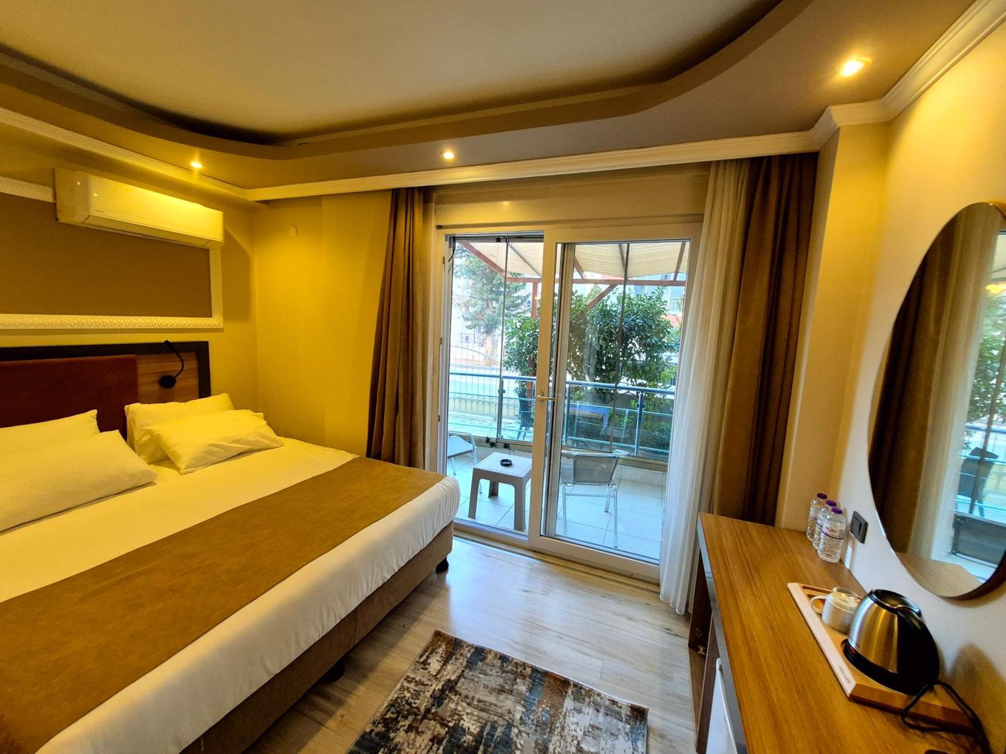 Toprak Apart Otel Antalia Esterno foto